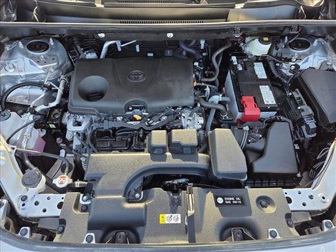 Used 2025 Toyota RAV4 LE image 21