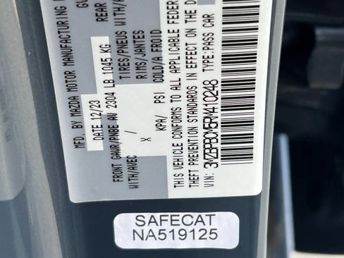Used 2024 MAZDA MAZDA3 s image 28