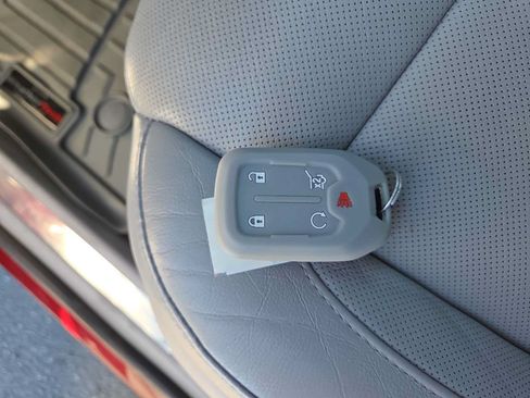 Used 2019 GMC Acadia SLT AWD/4WD image 28
