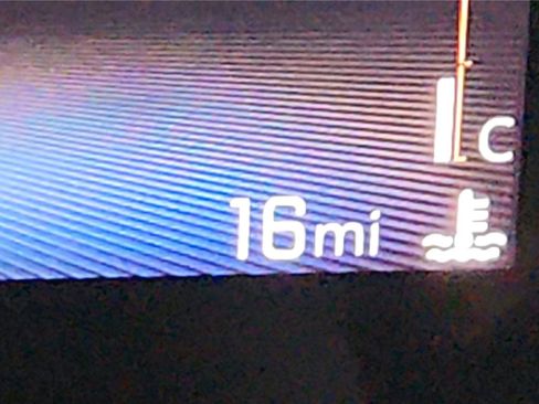 New 2026 Chevrolet Trax LT w/ LT Convenience Package FWD image 22