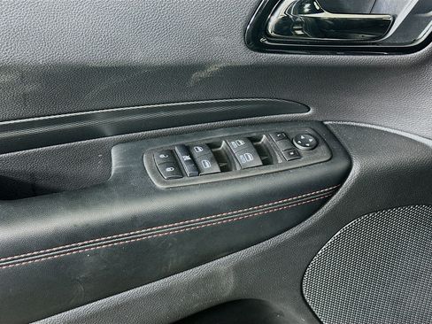 Used 2025 Dodge Durango GT AWD/4WD image 15