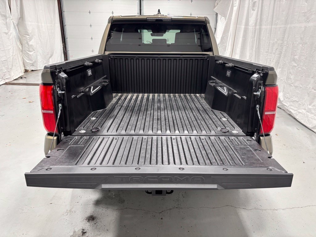 Used 2026 Toyota Tacoma TRD Sport AWD/4WD image 48