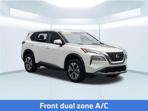 Used 2023 Nissan Rogue SV FWD image 10
