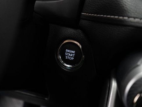 Used 2025 Toyota RAV4 Limited image 29