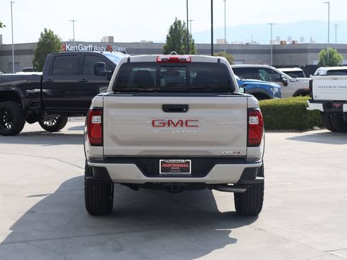 New 2026 GMC Canyon AT4 AWD/4WD image 5