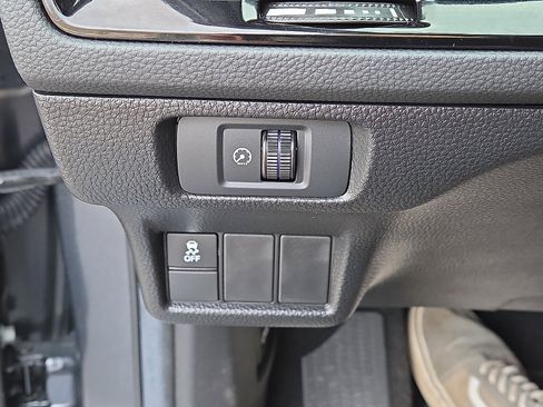 Used 2025 Honda Civic Sport image 25