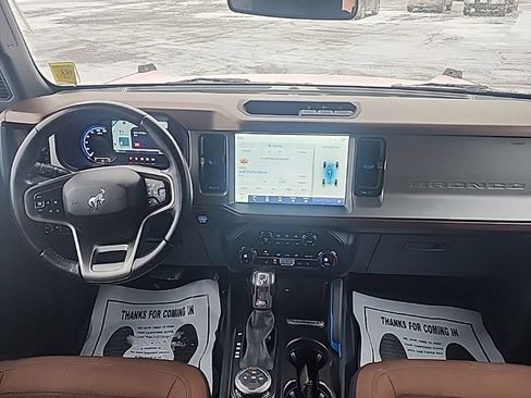 Used 2023 Ford Bronco Outer Banks image 14