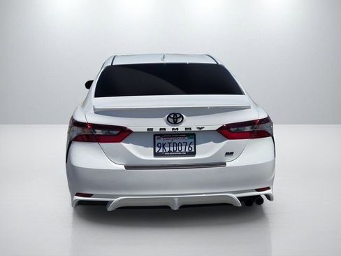 Used 2024 Toyota Camry SE w/ Convenience Package FWD image 5