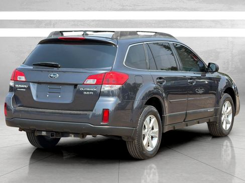 Used 2013 Subaru Outback 3.6R Limited AWD/4WD image 5