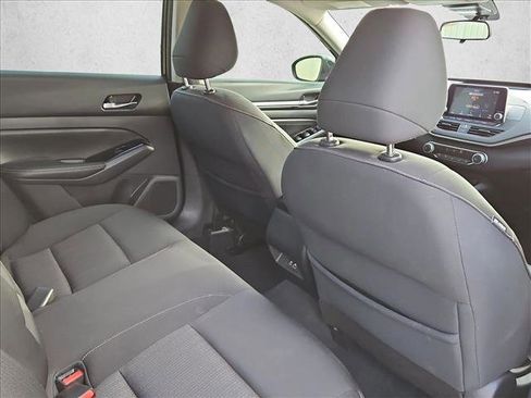 Used 2021 Nissan Altima 2.5 SV image 18