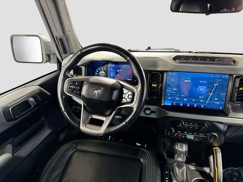 Used 2022 Ford Bronco Badlands AWD/4WD image 16