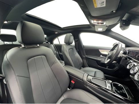 Used 2025 Mercedes-Benz CLA 250 image 27