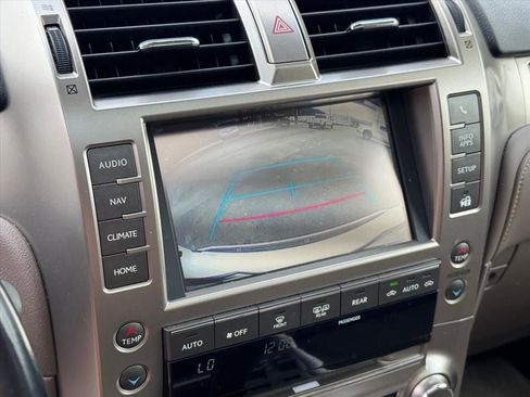 Used 2018 Lexus GX 460 Premium AWD/4WD image 29