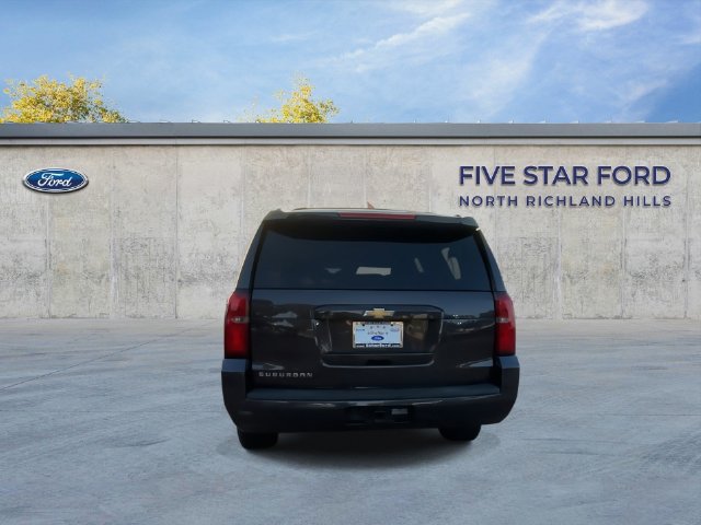 Used 2015 Chevrolet Suburban LT AWD/4WD image 8