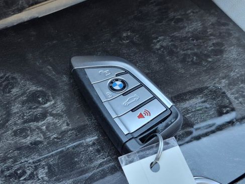 Certified 2022 BMW 530i xDrive w/ M Sport Package image 37