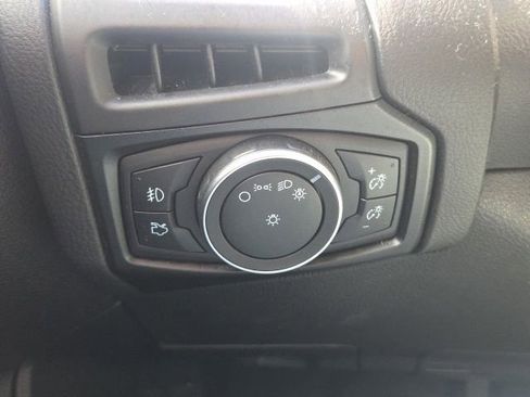Used 2017 Ford Focus ST w/ Equipment Group 402A FWD image 24