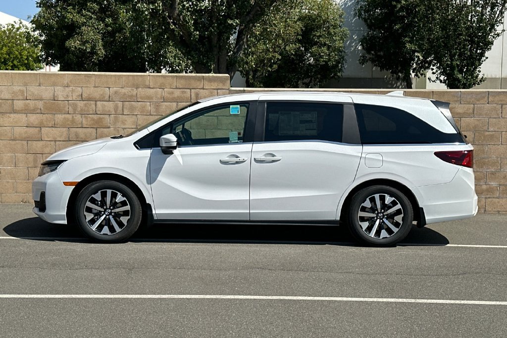 New 2027 Honda Odyssey EX-L image 7