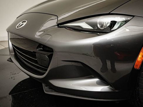 Used 2024 MAZDA MX-5 Miata RF Grand Touring RWD image 4
