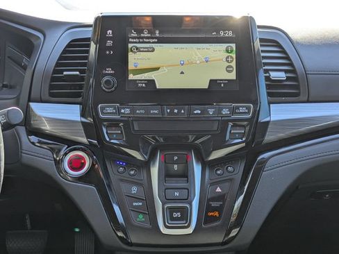 Used 2023 Honda Odyssey Elite image 12