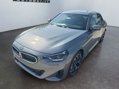 New 2025 BMW 230i xDrive Coupe w/ Convenience Package image 9