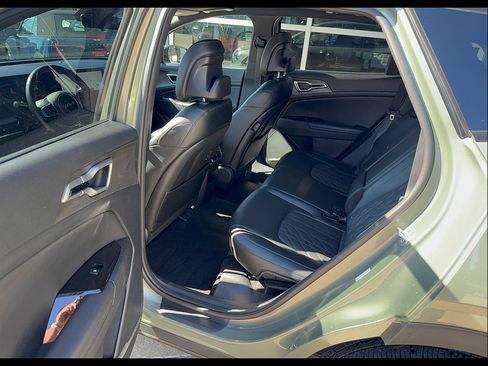 Used 2024 Kia Sportage X-Line w/ X-Line Premium Package AWD/4WD image 6