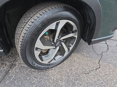 Used 2023 Subaru Forester Touring image 8