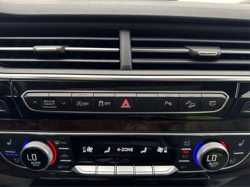 Used 2018 Audi Q7 3.0T Prestige image 33