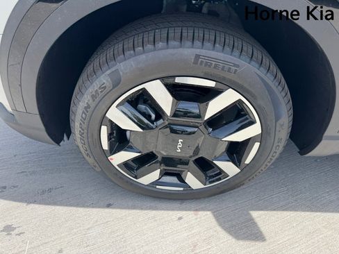 New 2027 Kia Telluride S FWD image 8
