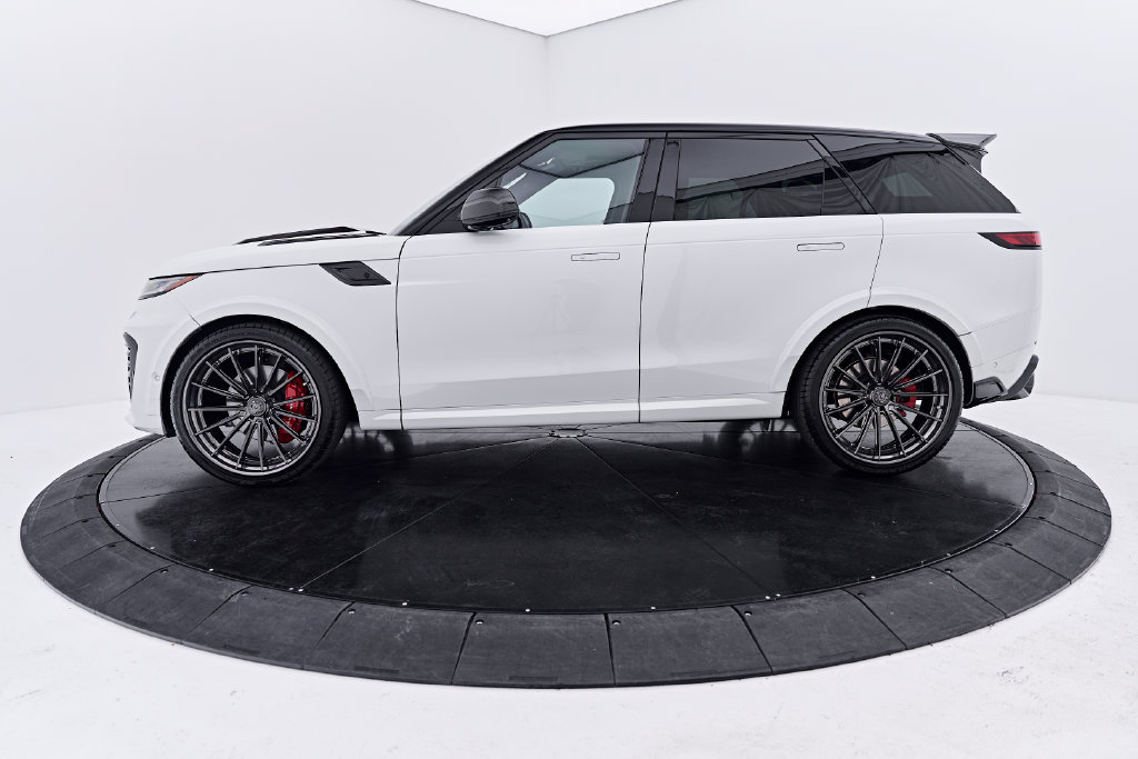Used 2025 Land Rover Range Rover Sport SE AWD/4WD image 15