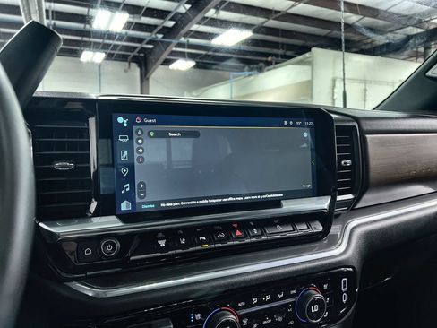 Used 2024 Chevrolet Silverado 2500 High Country w/ Technology Package AWD/4WD image 37