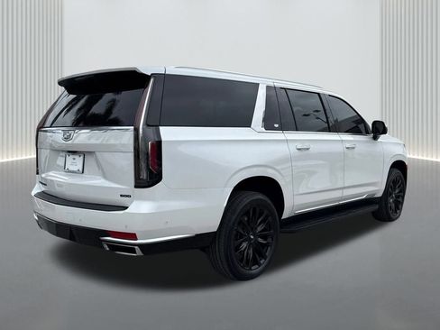 Certified 2024 Cadillac Escalade ESV Premium Luxury image 5