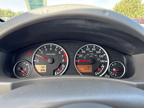 Used 2019 Nissan Frontier SL AWD/4WD image 21