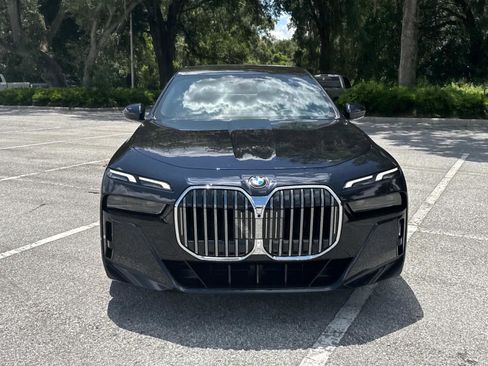 New 2025 BMW 760i xDrive AWD/4WD image 9