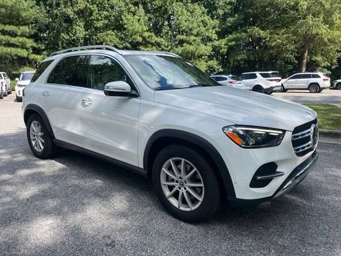 Used 2024 Mercedes-Benz GLE 350 4MATIC image 2