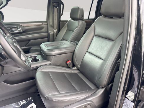 Used 2023 Chevrolet Suburban Z71 AWD/4WD image 13