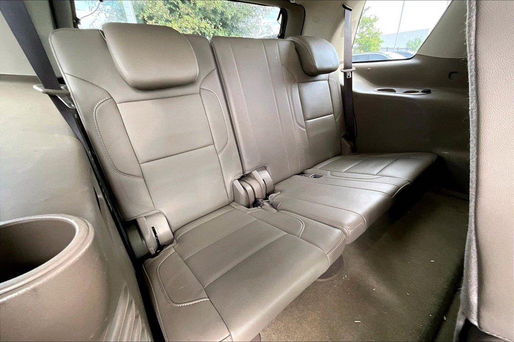 Used 2017 GMC Yukon SLT w/ Premium Edition RWD image 33