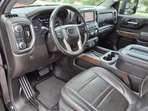 Used 2022 GMC Sierra 3500 Denali image 23
