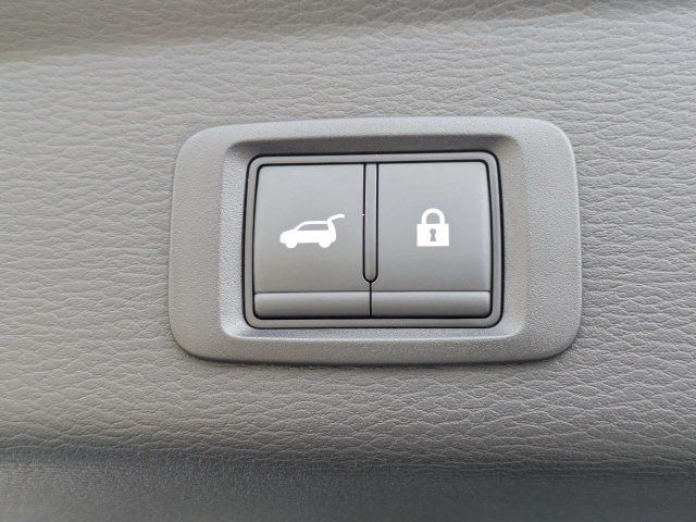 Used 2025 Mitsubishi Outlander SE FWD image 13