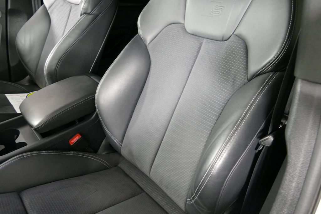 Used 2024 Audi SQ5 Premium Plus AWD/4WD image 10