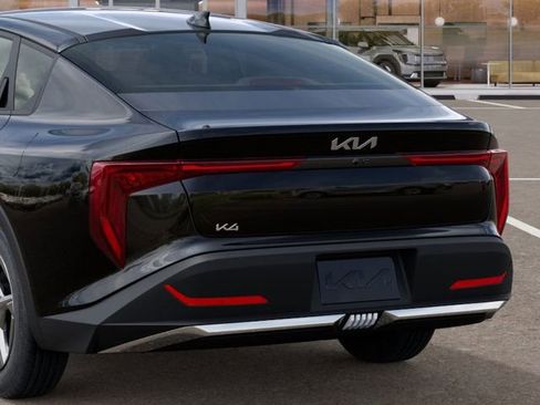 New 2026 Kia K4 LXS image 13