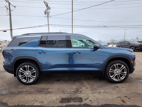 New 2026 Chevrolet Traverse LT w/ LPO, Floor Liner Package image 6