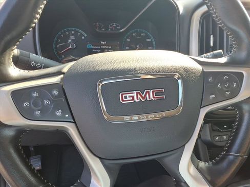 Used 2022 GMC Canyon Denali image 19