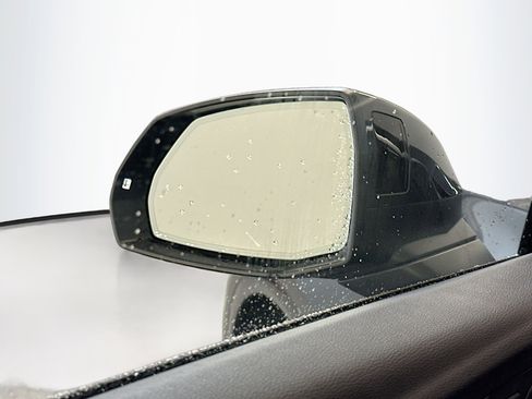 Used 2023 Audi Q5 2.0T Premium w/ Convenience Package image 16