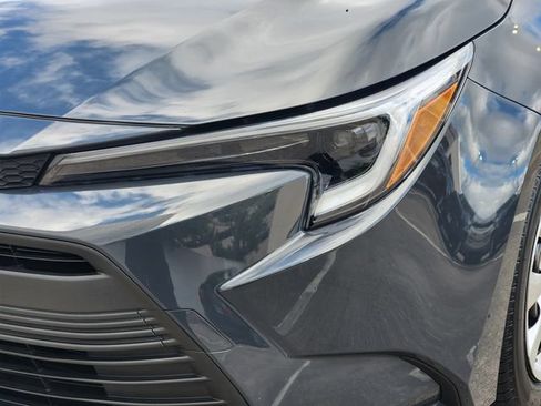Certified 2025 Toyota Corolla LE FWD image 8