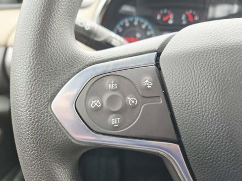 Certified 2022 Chevrolet Traverse LS image 18