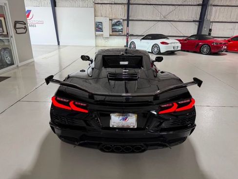 Used 2025 Chevrolet Corvette Z06 w/ Z07 Performance Package RWD image 89