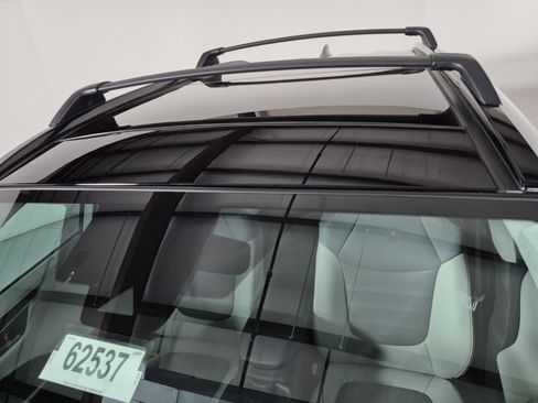 New 2025 Toyota RAV4 Limited image 12