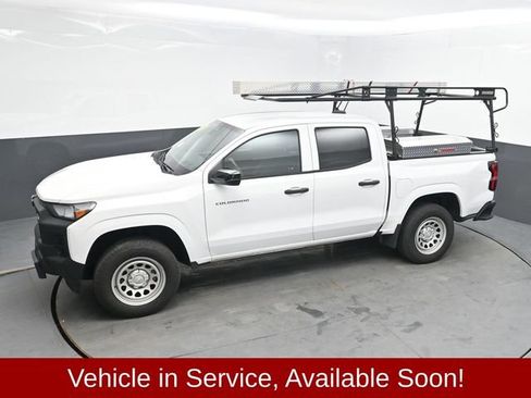 Used 2024 Chevrolet Colorado W/T w/ Safety Package RWD image 30