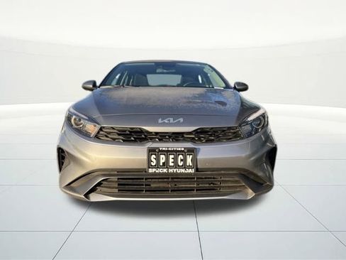 Used 2023 Kia Forte LXS image 4