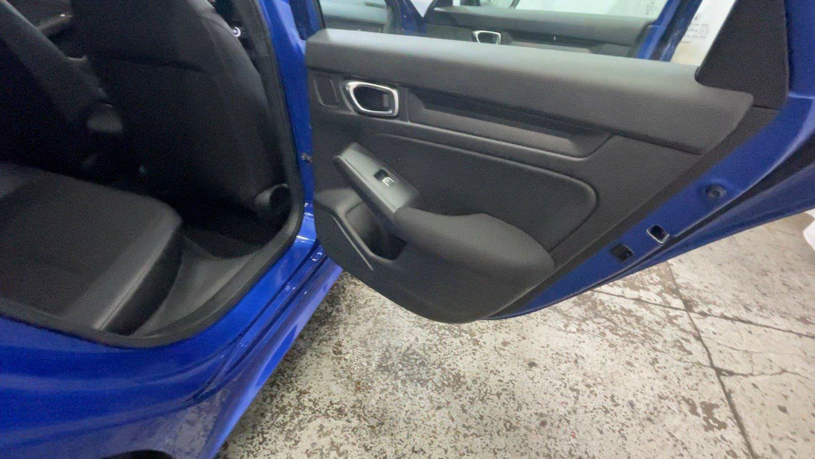 Used 2024 Honda Civic Sport image 23